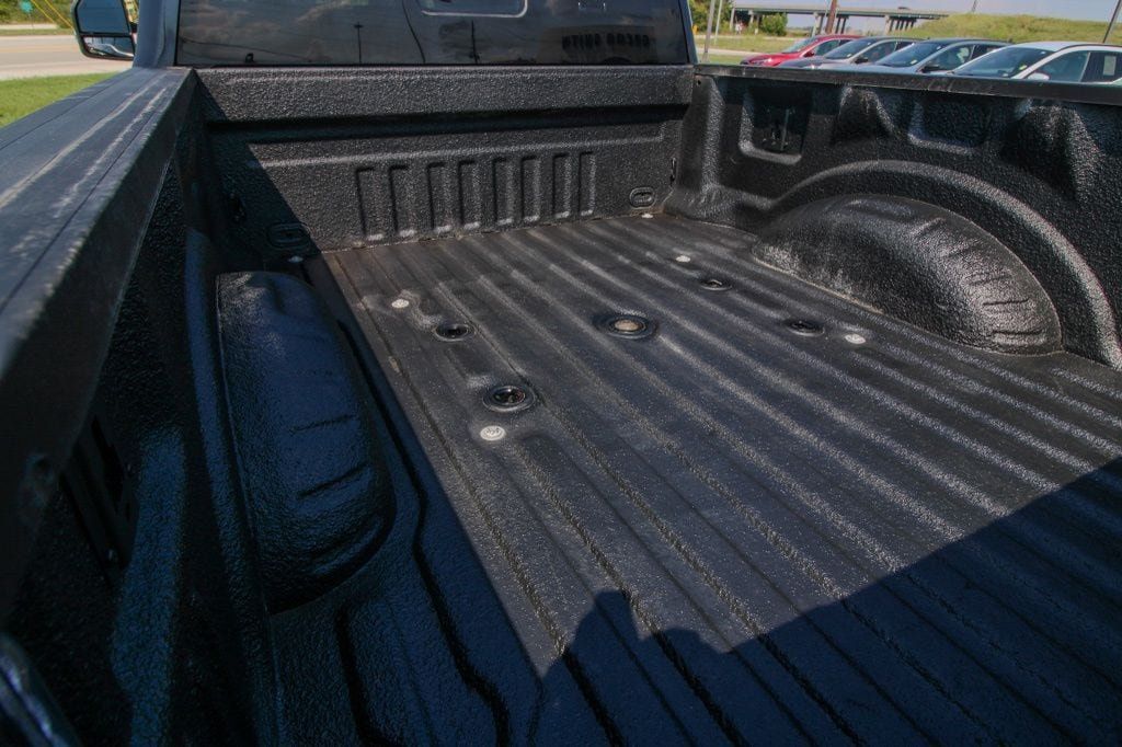 Used 2019 Ford F350 Platinum w/ Platinum Ultimate Package AWD/4WD image 5