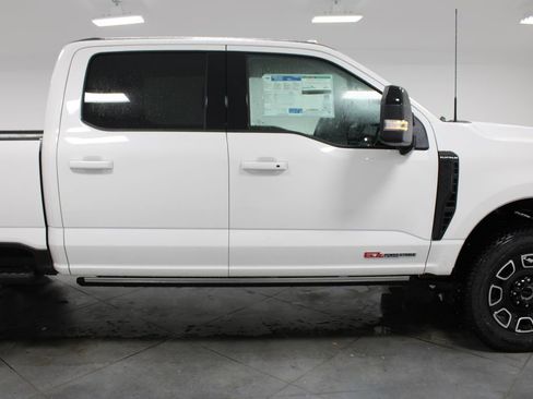 New 2026 Ford F250 Platinum image 10