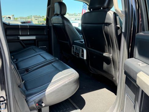 Used 2020 Ford F250 Lariat w/ Lariat Ultimate Package AWD/4WD image 31