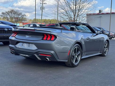 Used 2024 Ford Mustang Premium image 22