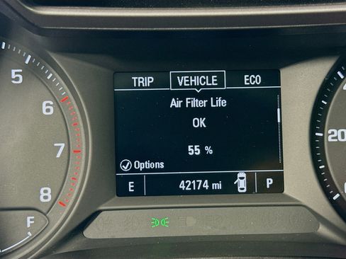 Used 2021 Chevrolet TrailBlazer LS FWD image 16