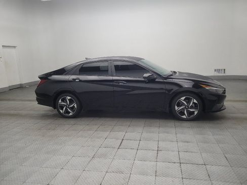 Used 2023 Hyundai Elantra SEL w/ Convenience Package FWD image 11