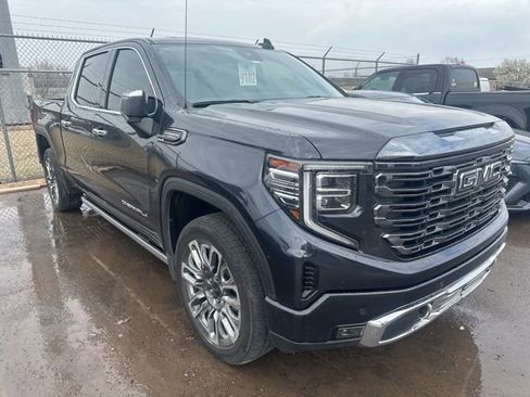 Used 2024 GMC Sierra 1500 Denali Ultimate image 3