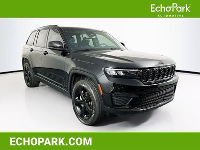 Used 2023 Jeep Grand Cherokee Altitude