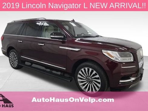 Used 2019 Lincoln Navigator L Reserve image 1