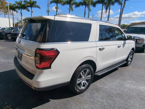 Certified 2022 Ford Expedition Max Limited image 4