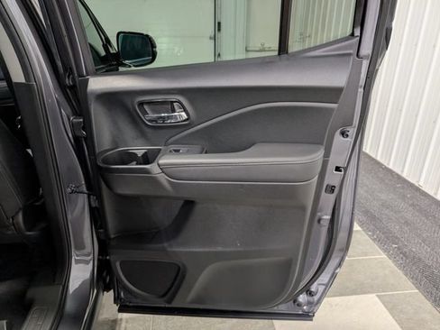 Used 2023 Honda Ridgeline RTL-E image 29