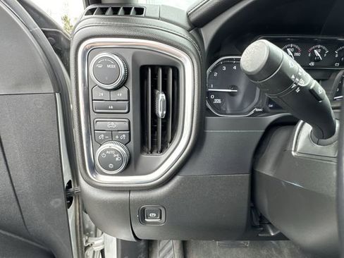 Used 2022 GMC Sierra 2500 SLE image 16