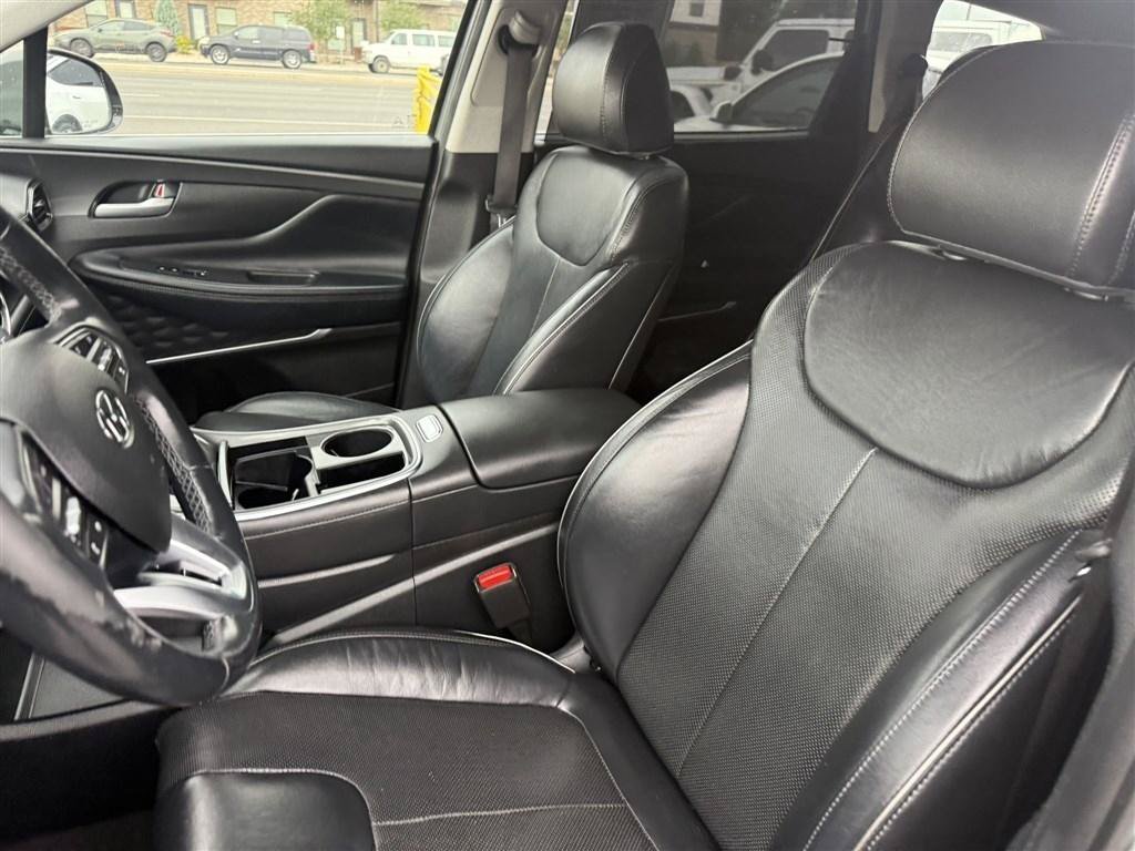Used 2021 Hyundai Santa Fe Limited AWD/4WD image 12