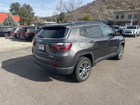 Used 2017 Jeep Compass Latitude w/ Popular Equipment Group image 7