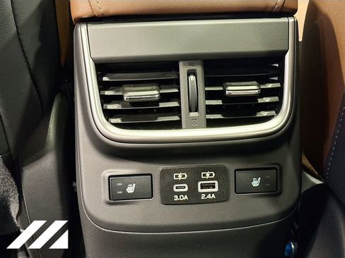 Certified 2025 Subaru Legacy Touring XT w/ Popular Package #3 image 27