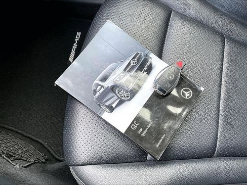 Used 2018 Mercedes-Benz GLC 300 4MATIC Coupe image 14