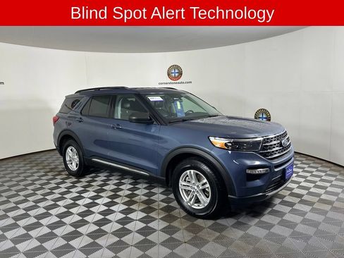 Used 2021 Ford Explorer XLT w/ Equipment Group 202A AWD/4WD image 15