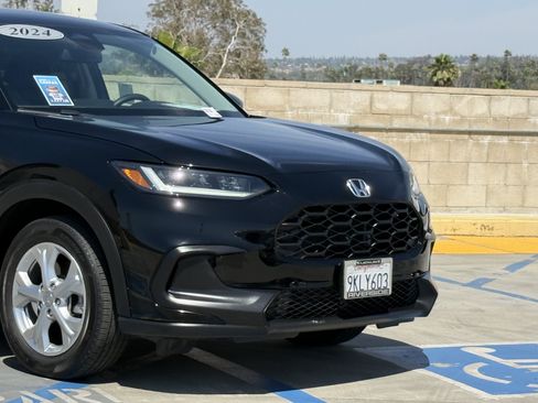 Used 2024 Honda HR-V LX image 3