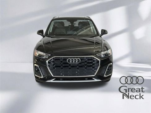 Used 2023 Audi Q5 2.0T Premium Plus w/ Premium Plus Package AWD/4WD image 21