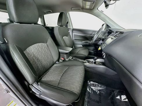 Used 2024 Mitsubishi Outlander Sport ES AWD/4WD image 14