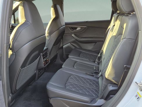 New 2026 Audi SQ7 Premium Plus image 11