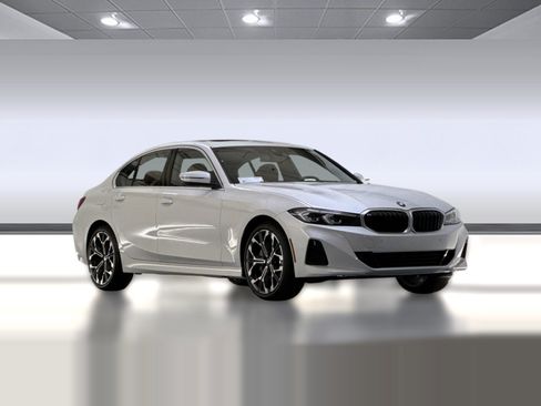 Used 2026 BMW 330i Sedan w/ Premium Package RWD image 6