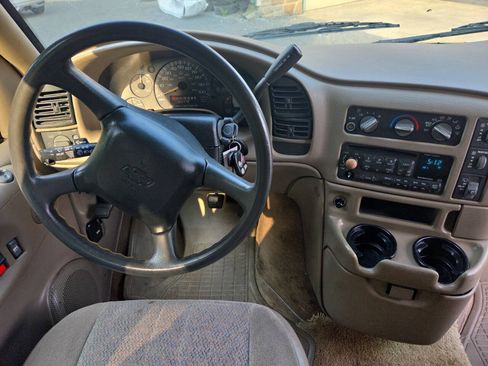 Used 2002 Chevrolet Astro Passenger AWD image 23