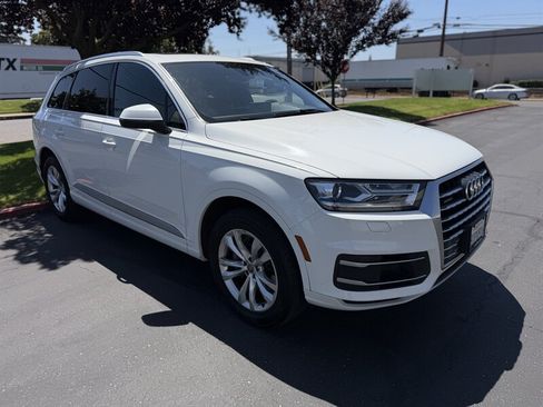 Used 2017 Audi Q7 2.0T Premium AWD/4WD image 3