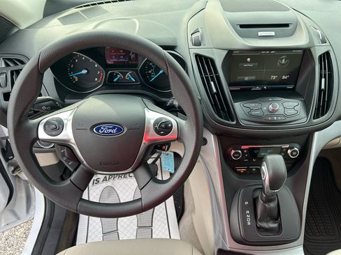 Used 2015 Ford Escape SE w/ Equipment Group 201A image 21