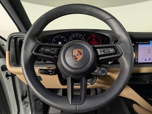 Certified 2026 Porsche Cayenne AWD/4WD image 37