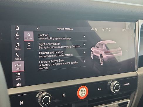 New 2026 Porsche Macan AWD/4WD image 23