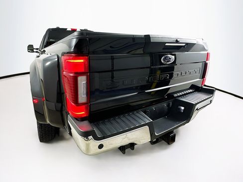 Used 2022 Ford F450 Lariat w/ Lariat Ultimate Package image 12