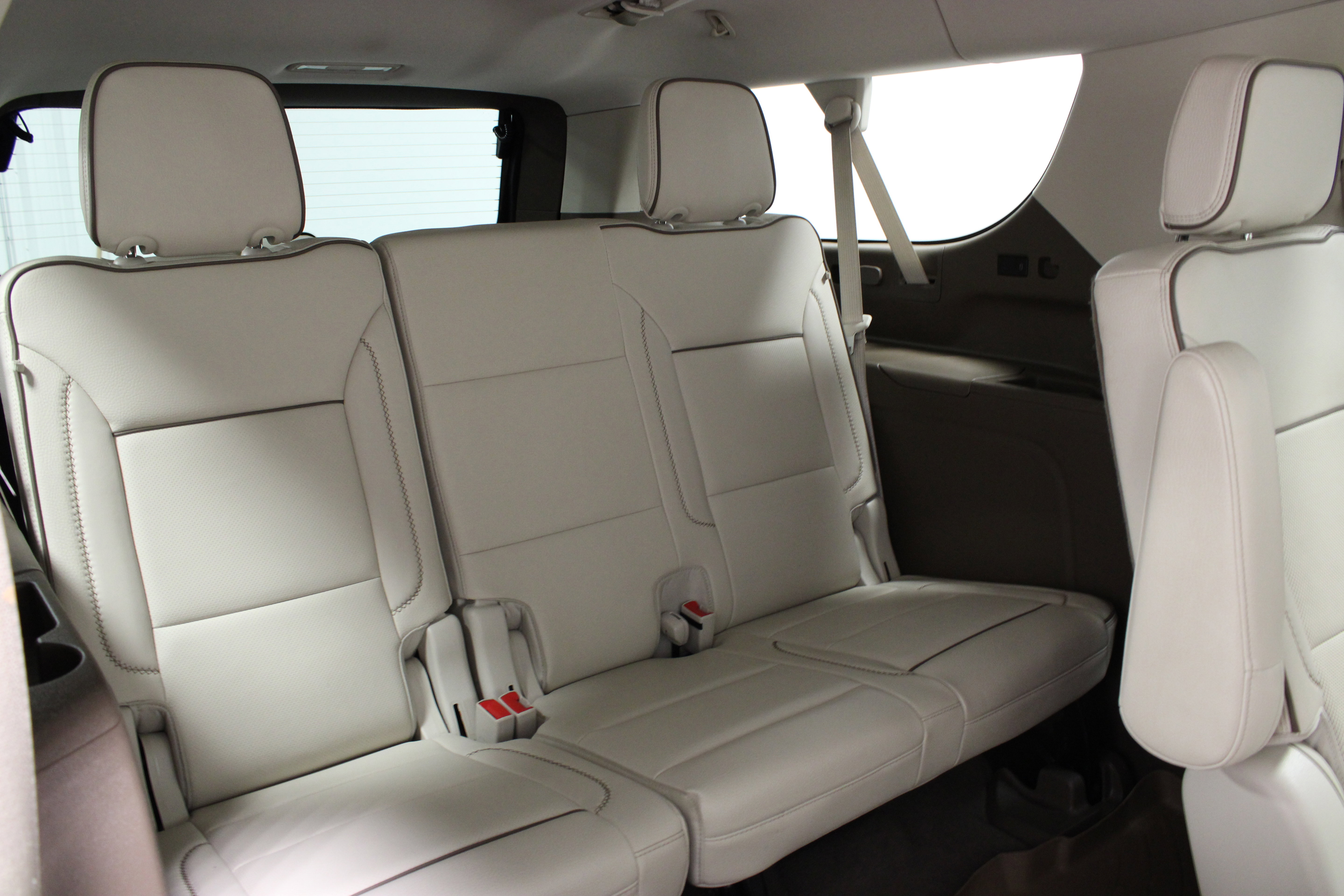 Used 2023 GMC Yukon XL Denali AWD/4WD image 17