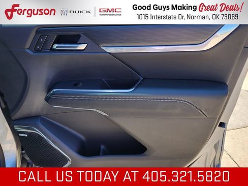 New 2026 GMC Acadia Elevation w/ Elevation Premium Package FWD image 38