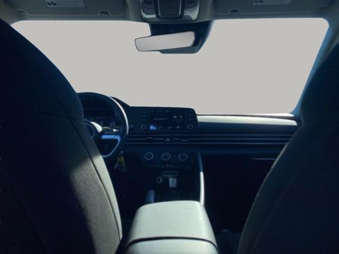 New 2026 Hyundai Elantra SE image 30