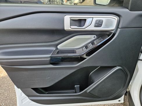 Used 2021 Ford Explorer ST w/ Equipment Group 401A image 13