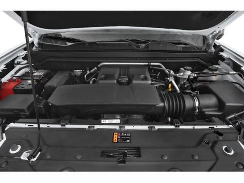 Used 2024 Chevrolet Colorado LT w/ LT Convenience Package II AWD/4WD image 9