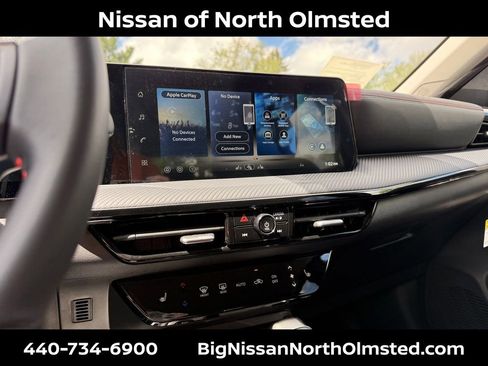 New 2026 Nissan Kicks SR w/ Cold Weather Package AWD/4WD image 16