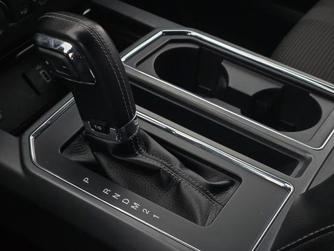 Used 2016 Ford F150 XLT w/ Equipment Group 302A Luxury image 21