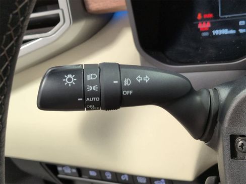 Used 2023 Toyota Tundra 1794 Edition image 29