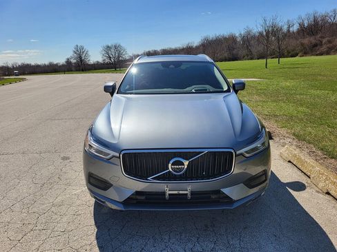 Used 2018 Volvo XC60 T6 Momentum w/ Advanced Package image 4