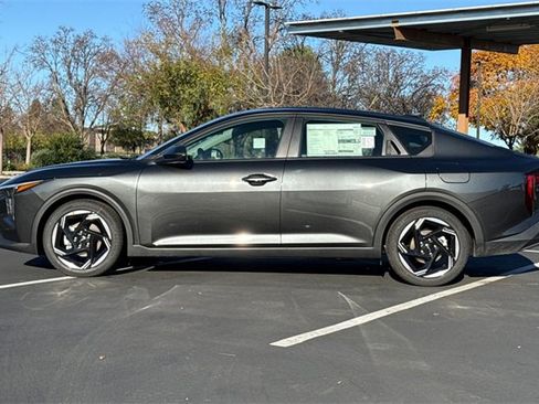 New 2025 Kia K4 EX image 10
