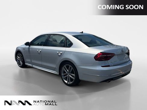 Used 2018 Volkswagen Passat 2.0T R-Line FWD image 3