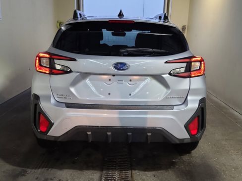Used 2025 Subaru Crosstrek 2.0i Premium image 8