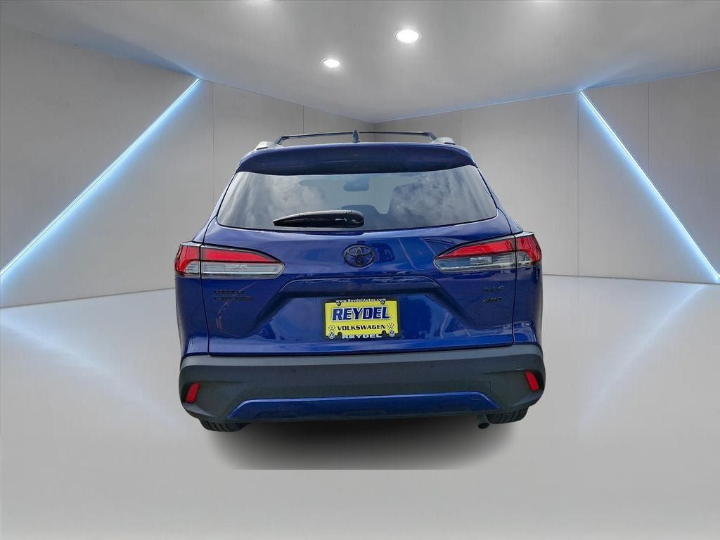 Used 2025 Toyota Corolla Cross XLE w/ Convenience Package AWD/4WD image 5