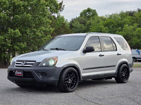 Used 2006 Honda CR-V LX image 4