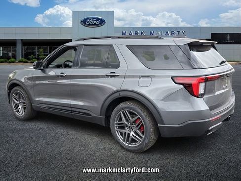 New 2026 Ford Explorer ST-Line w/ ST-Line Street Pack RWD image 3