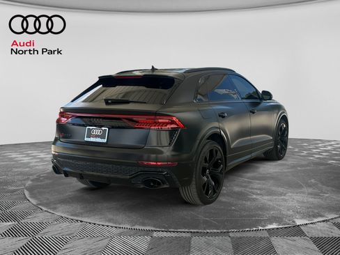 Used 2022 Audi RS Q8 w/ Black Optic Package AWD/4WD image 5