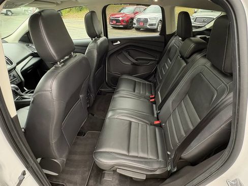 Used 2018 Ford Escape SEL w/ Ford Safe & Smart Package AWD/4WD image 31