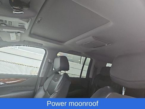 Used 2018 Cadillac Escalade ESV Premium Luxury AWD/4WD image 7