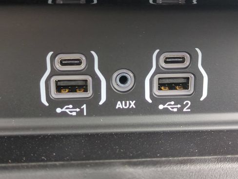 New 2026 RAM 3500 Laramie AWD/4WD image 23
