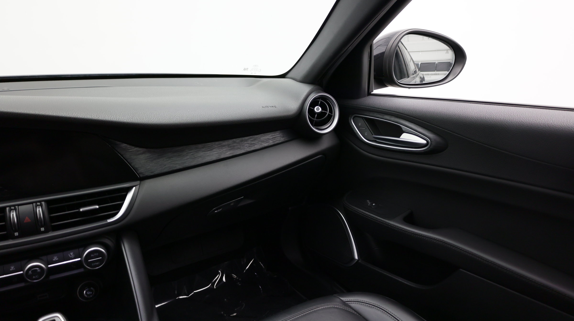Used 2022 Alfa Romeo Giulia Sprint RWD image 30