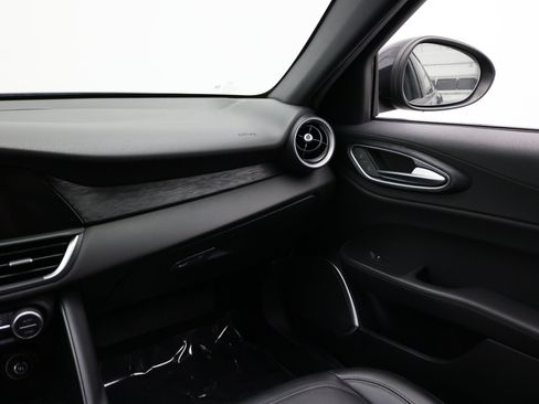Used 2022 Alfa Romeo Giulia Sprint RWD image 30