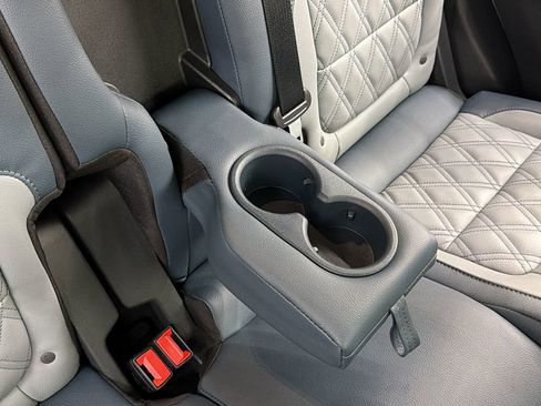 Used 2025 Ford Bronco Heritage Edition image 38